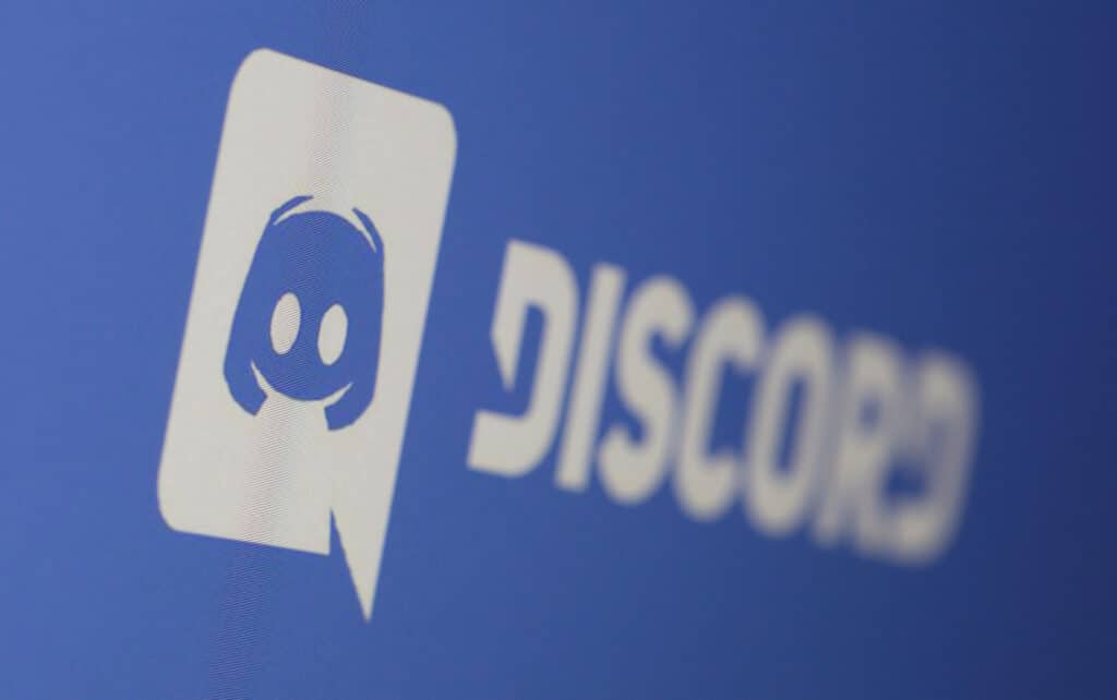 Discord Logo is shown. Discord uses WebRTC.